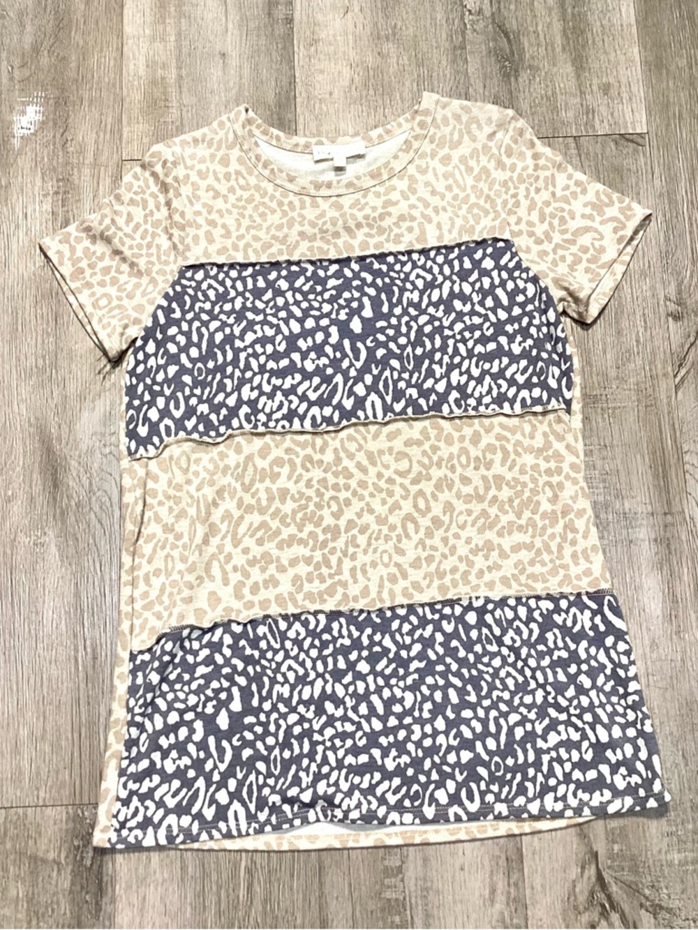 Women’s Leopard Block Top